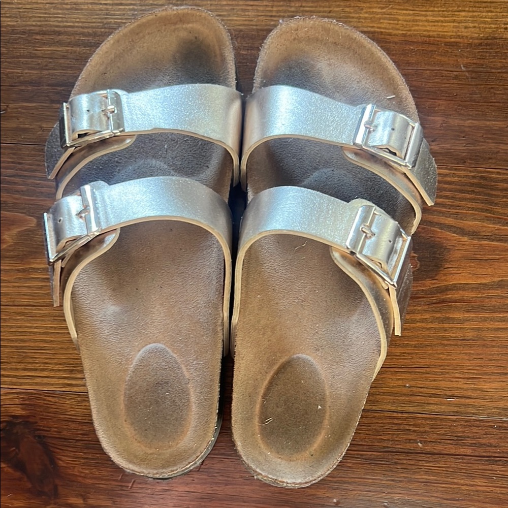 Kids gold Sandals